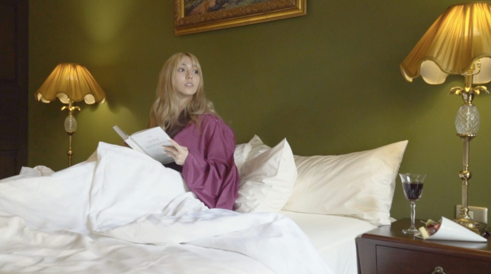 A slow morning in the suite