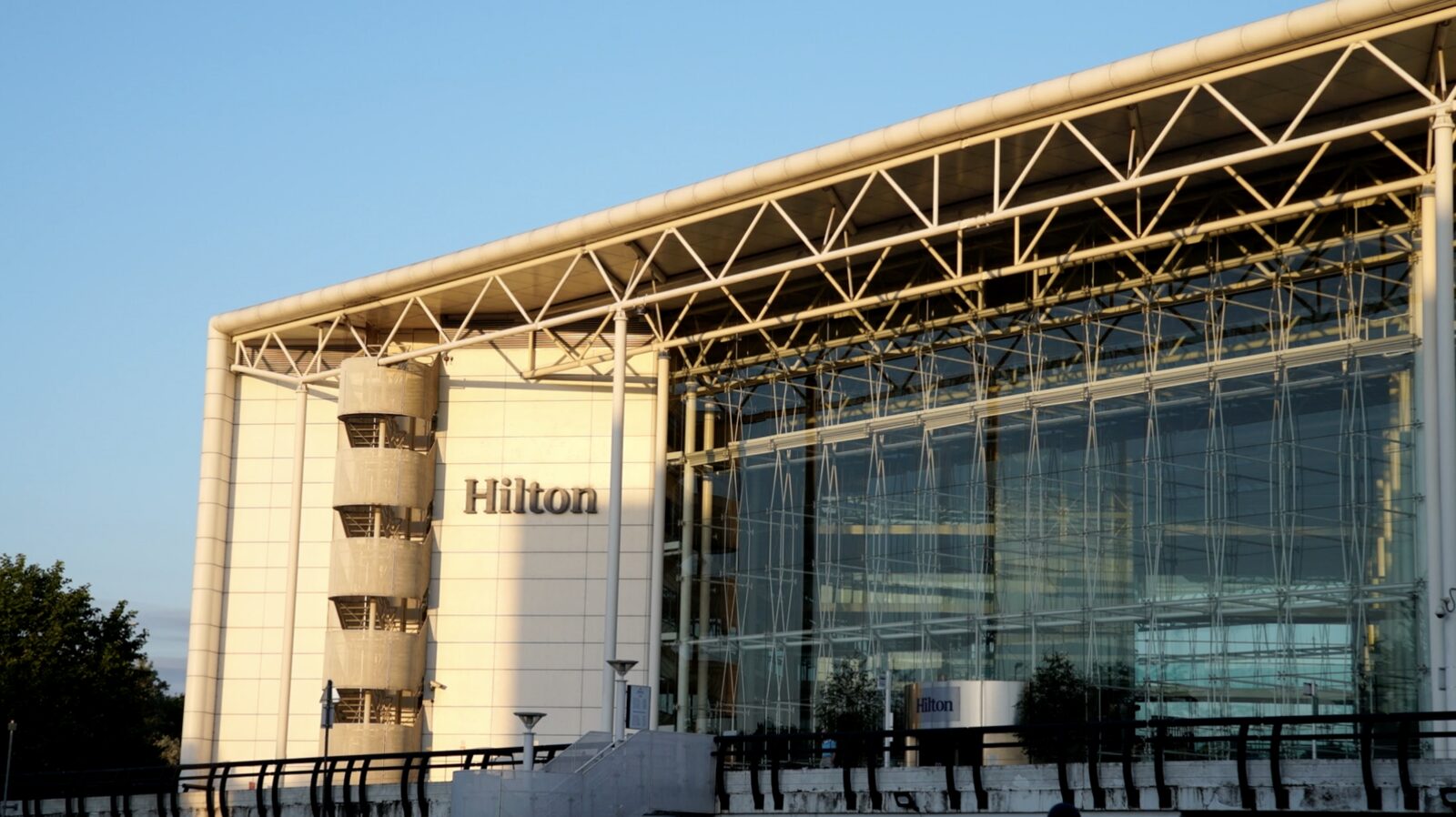 Hilton London Heathrow Airport film — Hotels Filmed